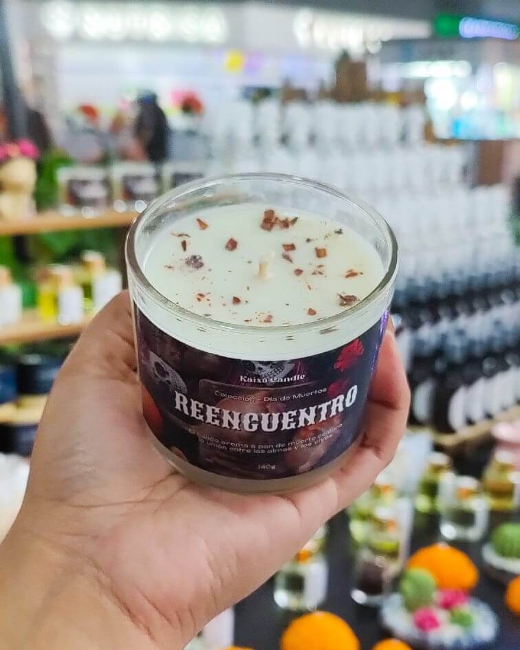 contenedor de concreto en forma de craneo